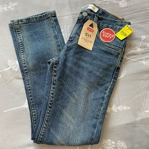 New with tags pair of jeans